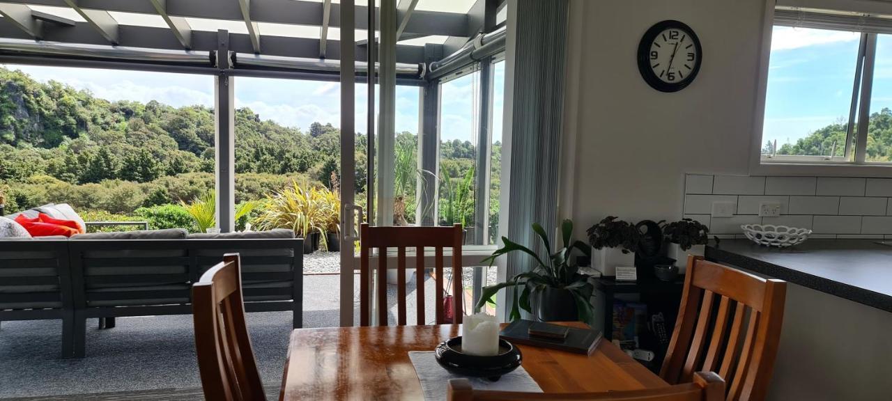 Rocky Ridge Cottage Takaka Dış mekan fotoğraf
